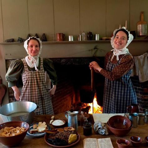 Old Sturbridge Village In Massachusetts Is A Unique Historical Town And Museum Kids Science Museum, Farm Event, Outdoor Museum, Sturbridge Village, Colonial Kitchen, American History Lessons, Time Stands Still, Village Photos, Living History Museum