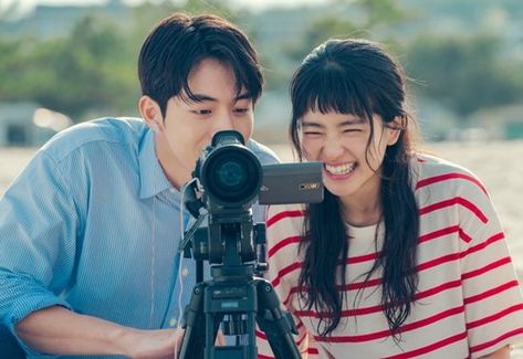 ً on Twitter: "#TwentyFiveTwentyOne new still cuts! Taeyang squad filming a documentary on a trip together 🥳… " Twenty Five Twenty One Screencaps, Dear 2023, Twenty Five Twenty One, Korea Drama, Nam Joohyuk, Joo Hyuk, Best Dramas, Wallpaper Dekstop, Movies And Series