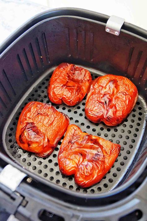 Roasted Red Pepper Air Fryer, Red Pepper Roasted, Air Fryer Red Peppers, Roast Peppers In Air Fryer, Roasted Red Peppers In Air Fryer, Roasted Peppers In Air Fryer, Air Fryer Roasted Peppers, Air Fry Peppers, Airfryer Peppers