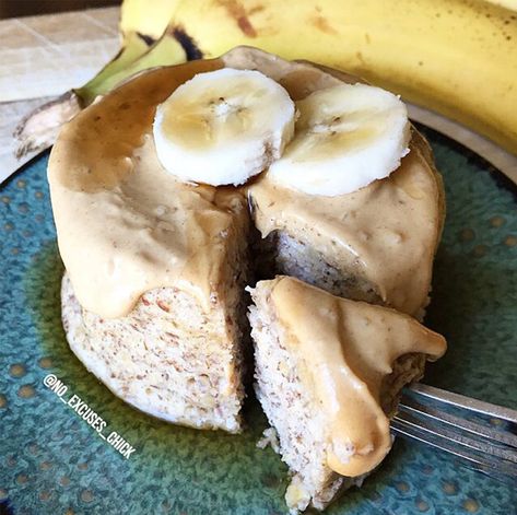 Banana Toffee Protein Mug Cake Banana Toffee, Protein Mug Cake, Pancakes Protein, Banana Mug Cake, Easy Mug Cake, Protein Mug Cakes, Vanilla Mug Cakes, Mug Cake Microwave, Protein Dinner