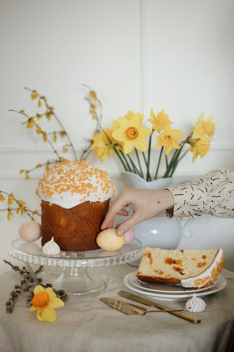 cheese easter cake idea decoration shooting photography Easter Editorial, Easter Shoot, Cake Photoshoot, Food Photoshoot, Easter Food, Easter Bread, Easter Cake, Cake Photography, Easter Cakes