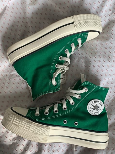 Shoe Inspo Green High Top Platform Converse, Green Hightop Platform Converse, Dark Green Platform Converse, Amazon Green Converse, Green Shoes Aesthetic, Green Converse Outfits, Green Platform Converse, Green Converse High Tops, Platform High Top Converse