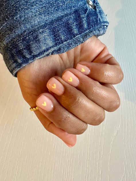 Summer nail inspo for short nails Minimal nail art Cute yellow hearts Nail Inspo Summer Yellow, Nail Art Yellow Ideas, Short Lemon Nails, Yellow Heart Nails, Short Yellow Nails Design, Butter Yellow Nails, Short Nails Yellow, Yellow Short Nails, Nail Inspo For Short Nails