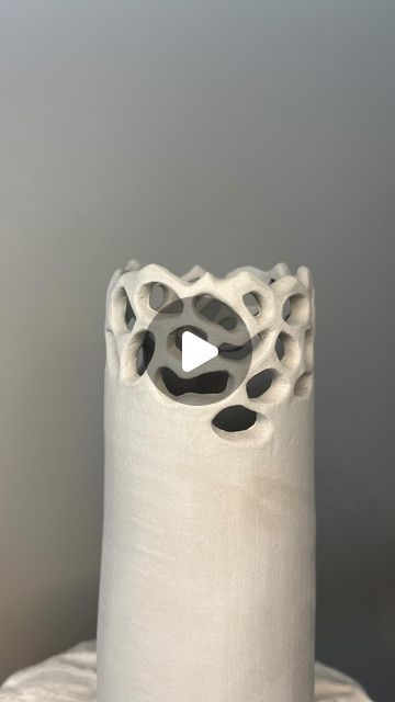 Ceramic Vase Ideas, Clay Vases Pottery Artful Home, Hand Built Clay Vase, Ceramic Carving, Hand Built Pottery Vases Contemporary, Vase Gres, Vase Gres Beige, Pottery Inspiration, White Pottery