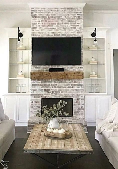 Diy Home Decor Living Room, Farmhouse Room, Brick Fireplace Makeover, Farmhouse Fireplace, Home Fireplace, Brick Fireplace, Room Remodeling, Living Room With Fireplace, Fireplace Design