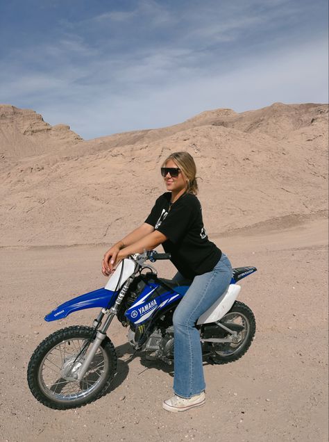 #dirtbike #desert #riding #pics #fashion #country #yamaha #110 #aesthetic #inspo Dirt Biking Outfits, Dirtbike Aesthetic, Lazy Cute Outfits, Riding Dirt Bikes, Desert Riding, Bike Beach, Biking Outfit, Beach Bike, Western Aesthetic