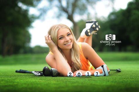 golf senior pic Golf Senior Pictures, Golf Course Photography, Golf Pictures, Golf Photography, Sport Portraits, Senior Pictures Sports, Senior Portrait Poses, Golf Mk4, Best Golf Courses