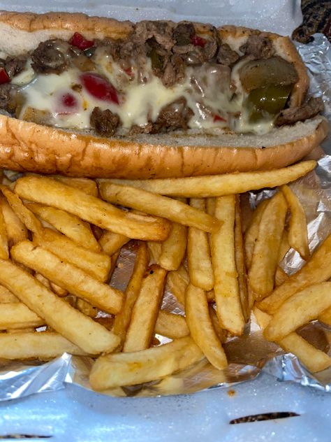 Charleys Philly Cheese Steak, Filly Cheese Steak, Philly Cheese Steak Fries, Homemade Cheesesteak, Philly Cheesesteak Fries, Cheesesteak Fries, Peace Pics, Recipe Menu, Philly Cheesesteaks