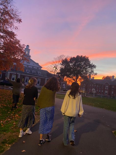 new england boarding school night vibes New England Boarding School Aesthetic, England School Aesthetic, Boarding School Room Aesthetic, Uk High School Aesthetic, British Boarding School Aesthetic, Romatisicm School, Boarding School Dorm Aesthetic, Boarding School Aesthetic Dormitory, Boarding School Exterior