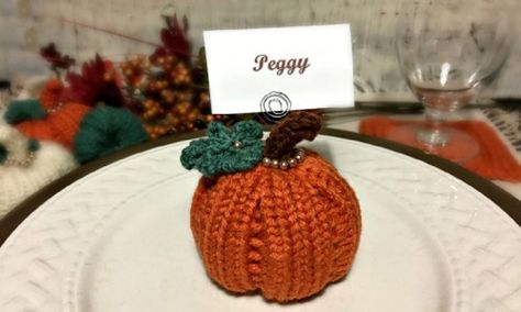 Loom Knit Tiny Pumpkin | LoomaHat on Patreon Tiny Pumpkins, Loom Knitting Pattern, Fall Knits, Place Holders, Knifty Knitter, Peg Loom, Loom Knitting Projects, Holiday Fragrance, Loom Knitting Patterns