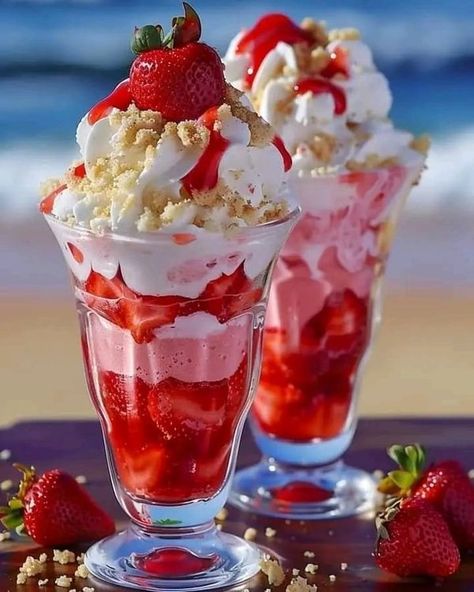 Daily recipes🥗 | 🍓 Strawberry Shortcake Dream 🍰 | Facebook Coffee Advertisement, Strawberry Liqueur, Recipes Strawberry, Digital Food, Vanilla Vodka, Pretty Dessert, Daily Recipes, No Bake Snacks, Strawberry Puree