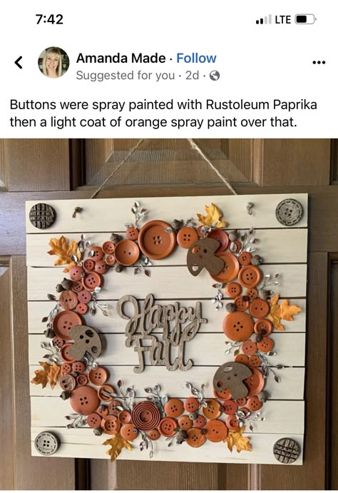 Christmas Button Crafts, Vintage Buttons Crafts, Button Wreath, Button Art Projects, Buttons Crafts Diy, Button Projects, Fall Pumpkin Crafts, Fall Decor Diy Crafts, Buttons Crafts