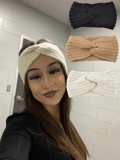 Winter Knit Headband, Headband Knitted, Beige Hair, Gym Hairstyles, Headband Outfit, Knitted Headband, Hair Band Accessories, Ear Warmer Headband, Winter Headbands