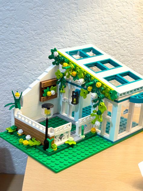 Stuff To Build With Legos, Random Lego Builds, Lego Things To Build Easy, Lego Houses Easy, Lego Building Ideas Aesthetic, Simple Lego Ideas, Small Lego Sets, Lego House Ideas Easy Instructions, Diy Lego Builds