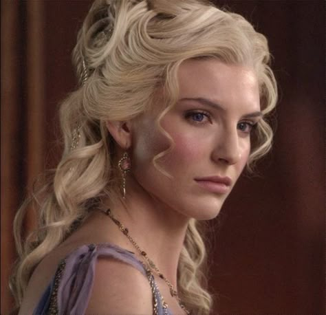 Victorian Era Hairstyles, Alysanne Targaryen, Shadow Dragon, Targaryen Art, Asoiaf Art, Targaryen Aesthetic, A Song Of Ice And Fire, Face Claims, Woman Face