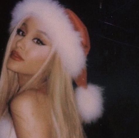 Thank U, Next 🌙 Ariana Grande Christmas, Ariana Grande Thank U Next, Thank U Next, Adore You, Thank U, Ariana Grande, The Story, Christmas