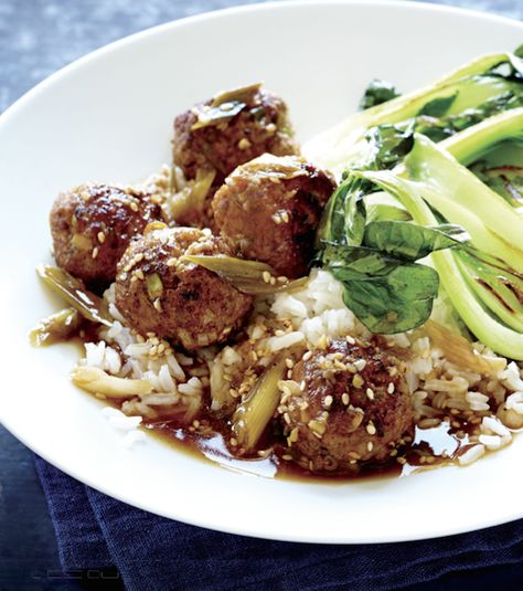 Korean Pork Kimchi Meatballs in a Sweet Green Onion and Sesame Sauce Recipe Spareribs Recipe, Slow Cooker Black Beans, Korean Pork, Paleo Crockpot, Sesame Sauce, Cooking Black Beans, Spare Ribs, Rib Recipes, Black Bean