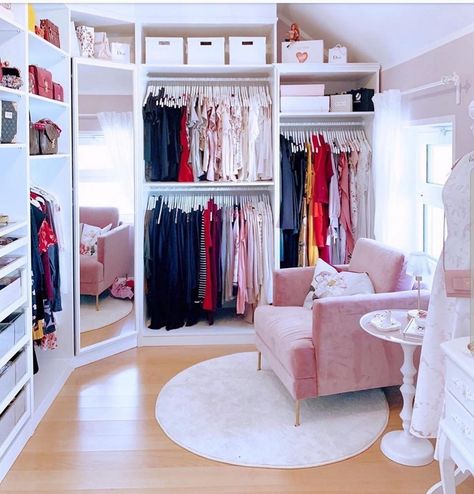 Organized Closet, Dressing Room Closet, Dream Closet Design, Wardrobe Room, Closet Decor, Bedroom Closet Design, Girl Bedroom Designs, 2023 Vision, Teen Bedroom Decor