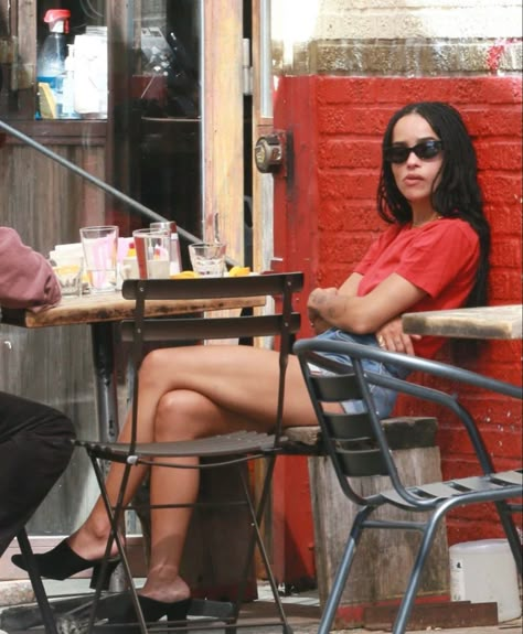 Zoe Kravitz Style, Zoe Isabella Kravitz, Zoë Kravitz, Zoe Kravitz, It Girls, New Yorker, It Girl, Simple Style, Style Icons