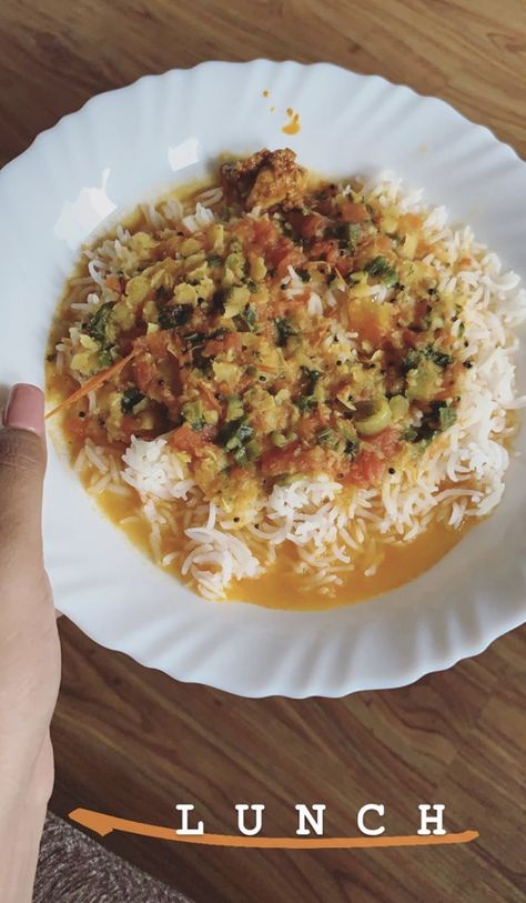 #dalrice #indianfood #dal #turdal Dal Chawal Snapchat, Chocolate Lovers Quotes, Dal Rice, Instagram Feed Tips, Foodie Pics, Chicken Biryani Recipe, Healthy Plates, Chicken Biryani, Foodie Instagram