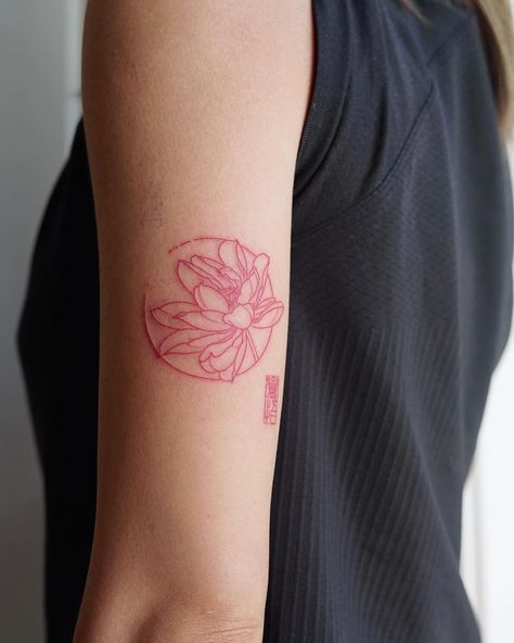 Tattooo • Instagram Red Lotus Tattoo, Asian Flowers, Red Lotus, Red Ink Tattoos, Asian Tattoos, Lotus Tattoo, Feminine Tattoos, Red Ink, Lotus Flower Tattoo