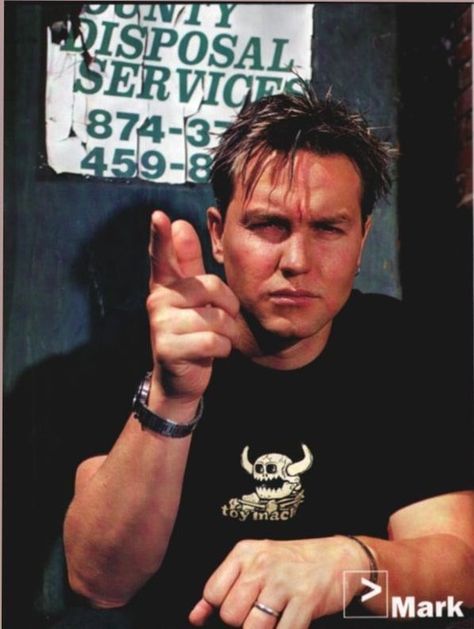 Hottie �😩💙 Mark Hoppus, Hot Band, Blink 182, Cool Bands, Bulgaria, Something To Do, Band, Feelings, Funny