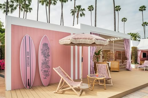 Dioriviera, a Pop-Up Fashion Oasis at the Beverly Hills Hotel - France Today The Beverly Hills Hotel, Beach Events, Beverly Hills Hotel, Metal Magazine, Pop Up Event, Beach Bars, French House, Pop Up Stores, Pop Up Store