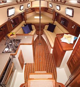 Trawler Boats Interior, Yacht Interior Decor, Sailboat Restoration, Trawler Boats, Liveaboard Sailboat, Boat Living, Boat Interior Design, Boat House Interior, Sailboat Interior