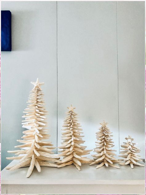 Winter Beach Home Decor - Ouch! - Struggling to discover the ideas that you have been looking for? Why not try Amazon.com NOW! Coastal Xmas Tree, Beach Cottage Christmas Decor, Christmas Beach House, Coastal Winter Decor, Coastal Christmas Aesthetic, Coastal Holiday Decor, Palm Tree Christmas Trees, Beach Themed Christmas Tree, Beachy Fall Decor