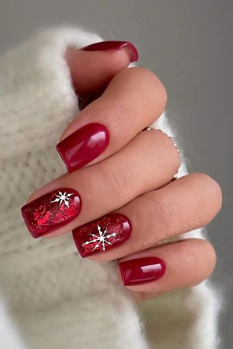 red christmas nails Holiday Acrylic Nails, 2023 Nails, Milky Nails, Red Christmas Nails, Valentine Nails, Winter Nails Acrylic, Christmas Nails Easy, Cute Christmas Nails, Nagel Tips