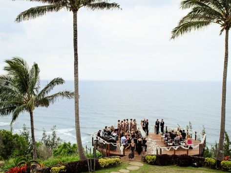 Waterfront Wedding Ideas, Tropical Wedding Ceremony, Tropical Wedding Venue, Tropical Wedding Reception, Mauna Kea Beach Hotel, Waterfront Wedding Ceremony, Kauai Activities, Hawaiian Resorts, Wedding Invitations Destination