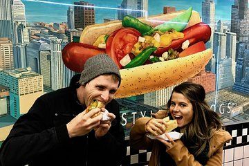 THE TOP 10 Chicago Food Tours (w/Prices) - Viator Chicago Walking Tour, Chicago Hot Dog, Chicago Riverwalk, Chicago Style Pizza, Pizza And Beer, Chicago Tours, Chicago Food, Chicago River, Deep Dish Pizza