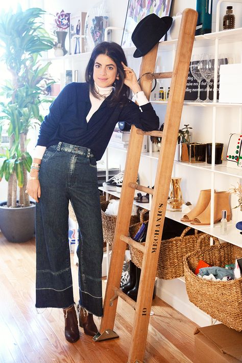 Leandra Medine, aka The Man Repeller, shares her life in 3 looks. Man Repeller Style, Leandra Medine Style, Chloë Sevigny, Track And Field Athlete, Leandra Medine, Giovanna Battaglia, Poppy Delevingne, Man Repeller, Fashion Articles