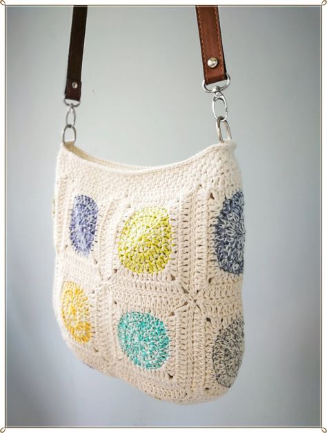 Crochet Bag Crossbody Bag Granny Square Bag Crochet - Etsy Australia Crochet Crossbody Purse, Granny Square Purse, Granny Square Bag Crochet, Square Bag Crochet, Sac Granny Square, Granny Square Häkelanleitung, Easy Crochet Stitches, Granny Square Bag, Retro Bags