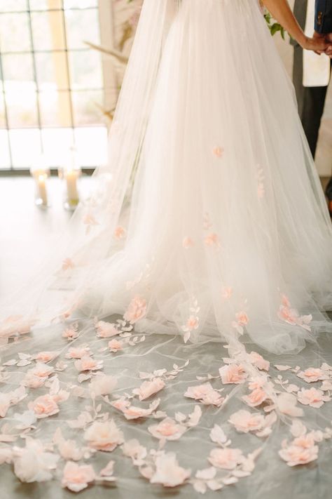 McKenna Bleu's pink + white North Carolina wedding at Board & Batten was planned in just three months - 100 Layer Cake #pinkwedding #veil #weddingveil #romantic #romanticwedding Pink White Wedding Dress, White Wedding Dress With Pink Flowers, Wedding Dress Pink Flowers, Flower Petal Veil, Pink Wedding Veil, Pink Vail Weddings, Blush Veils Bridal, Blush Pink Wedding Veil, Wedding Veil Pink Flowers