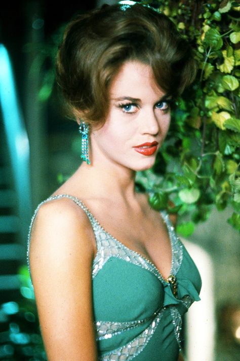 Jane Fonda. In green. Jane Fonda Barbarella, Colorful Photos, Diana Dors, Iconic Beauty, Anita Ekberg, Eartha Kitt, Henry Fonda, Cat Women, Anna Karina