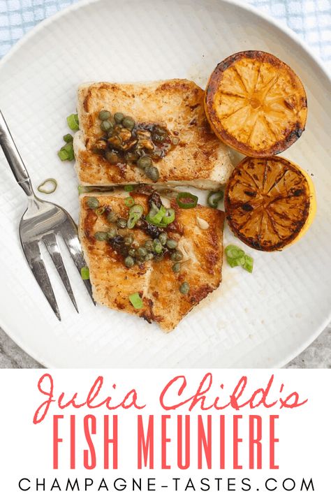 Julia Child made this classic French dish famous with her Sole Meunière. This easy fish meunière (fish in butter sauce) is seared in butter and oil, and served with a lemon and butter sauce. Seared Fish, Night Recipes, Classic French Dishes, French Recipes, Champagne Taste, Herb Sauce, Lemon Butter Sauce, Vegetarian Entrees, French Dishes