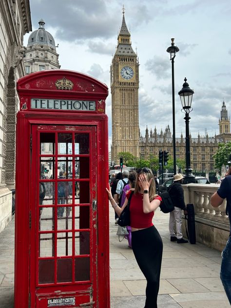 Insta: @vickyrosaa 


Aesthetic travel pic ideas london outfit big ben London July Outfit, Photo Ideas In London, London Pictures Ideas Summer, Pictures To Take In London, London Aesthetic Pictures, Summer In London Aesthetic, London Travel Aesthetic, London Outfit Ideas Summer, London Inspo Pics