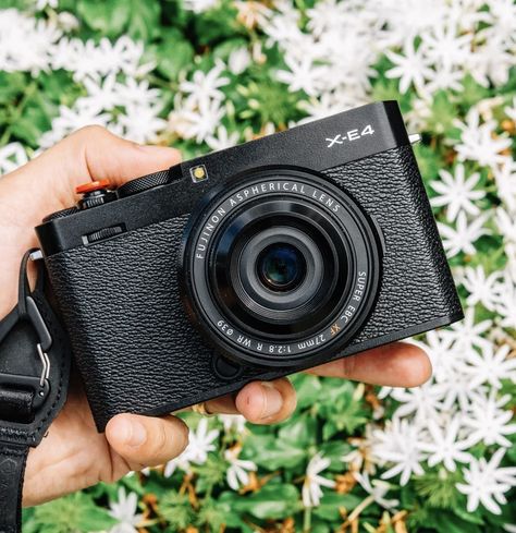 Fujifilm Xe4, Fujifilm Camera, Classic Camera, Film Cameras, Mirrorless Camera, Shutter Speed, Digital Photography, User Experience, Film Photography