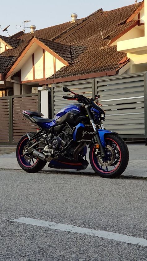 Yamaha MT07 StreetFighter by Kenstomoto Mt 07 Custom, Yamaha Mt07, Mt 07, Custom Bike, Custom Bikes, Paint Job, Bike