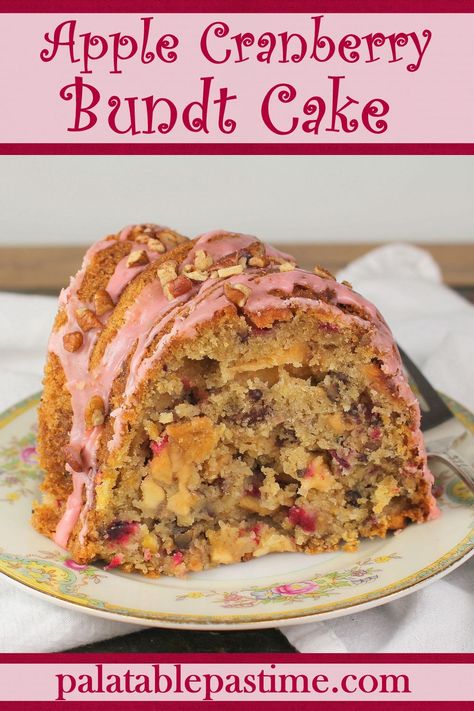 Apple Cranberry Cake combines two different kinds of apples with fresh cranberries and spice to make a perfect cranberry inspired Bundt cake. via @suelau1 Cranberry Apple Pecan Bundt Cake, Cranberry Sauce Bundt Cake, Cranberry Apple Cake Recipes, Apple Cranberry Cake, Cranberry Bundt Cake, Cranberry Pancakes, Cranberry Cake, Cake Christmas, Quick Easy Desserts