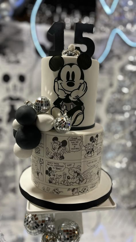 Experience the timeless charm of Mickey in black and white, infused with disco vibes! A decor that blends classic with vibrant… | Instagram Mickey Mouse Birthday Black And White, Black And White Mickey Mouse Party, Dinner Table Scape, Table Scape Wedding, Event Decor Table, Black And White Birthday Party, Cake Mickey Mouse, Wedding Table Scape, Mickey Mouse Retro