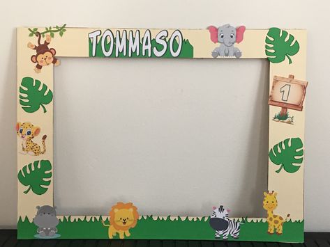 Safari Baby Shower Boy, Safari Animals Birthday, Selfie Picture, Animals Birthday, Photo Booth Frame, Themes Photo, Birthday Frames, Photo Corners, Safari Baby Shower