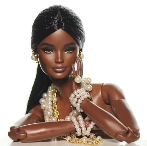 Black Barbie Doll Aesthetic, Barbie Makeover, Black Barbie Doll, Barbie Fever, Diva Dolls, Barbie Makeup, Doll Aesthetic, Barbie Skipper, Barbie Dress Fashion