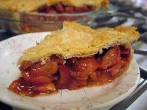 crab apple pie Crab Apple Pie, Crab Apple Recipes, Crab Apple Jelly, Canning Apples, Crab Apples, Rhubarb And Custard, Peach Pie, Apple Pie Recipes, Crab Apple