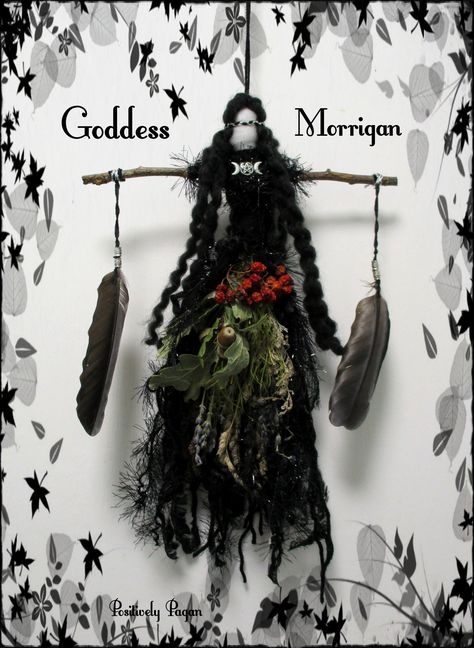 Spirit Dolls Pagan, Goddess Dolls Diy, Pagan Crafts Diy Projects, Samhain Goddess, Samhain Crafts, Pagan Samhain, Goddess Morrigan, Witchcraft Diy, Pagan Christmas