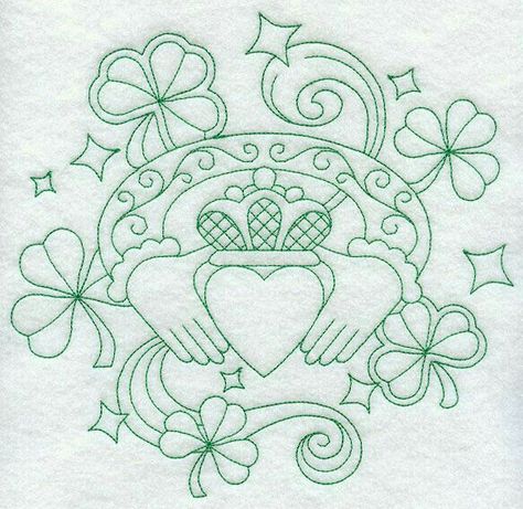 Claddagh Tattoo, Irish Quilt, Shamrock Tattoos, Irish Tattoos, Celtic Knot Designs, Tattoos Skull, Celtic Tattoos, Irish Art, Celtic Symbols