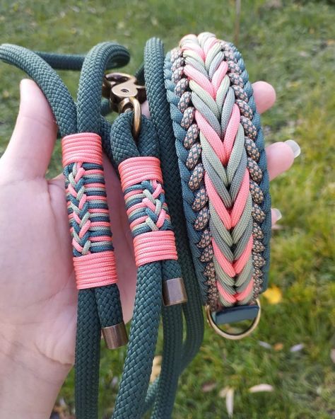 Paracord Dog Leash Tutorial, Dog Leash Diy, Paracord Leash, Paracord Dog Collar, Dog Collar Pattern, Paracord Projects Diy, Paracord Dog Leash, Custom Leather Work, Dog Accesories