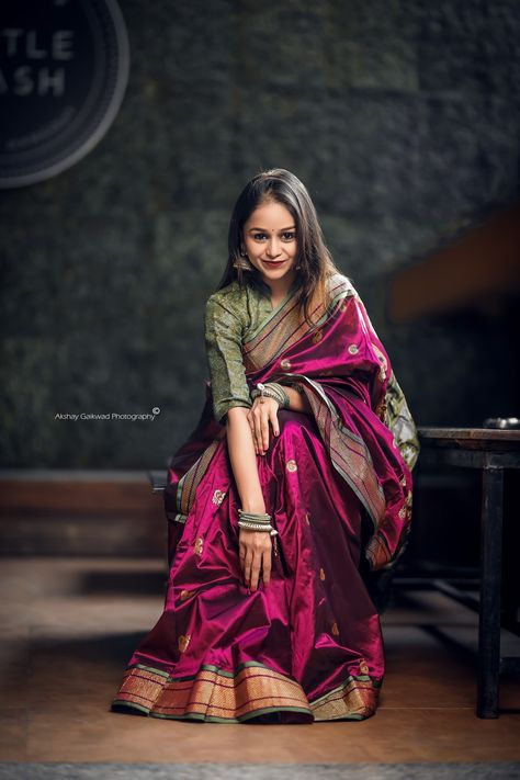 Nauvari Saree Colours, Wine Color Paithani Saree, Wedding Paithani Saree, Silk Paithani Saree, New Paithani Sarees, Paithani Saree Styling, Sadi Looks Traditional, Paithani Saree Colours, Velvet Navari Saree Marathi Bride