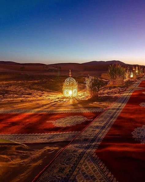 Sahara desert morocco at night Morroco Aesthetic, Moroccan Photography, Morroco Marrakech, Morocco Honeymoon, Blue City Morocco, Morocco Architecture, Arabian Aesthetic, Morocco Chefchaouen, Morocco Photography